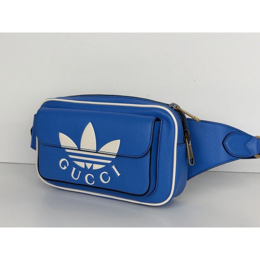 Gucci x Adidas Trefoil Belt Bag in Blue Leather and White Logo S17